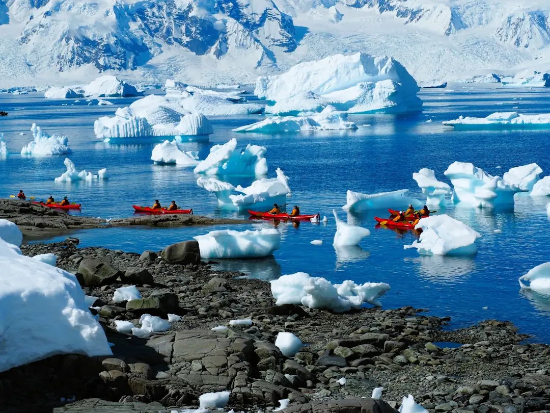Expedición a la Antártida desde Chile - viaje grupal de lujo desde Punta Arenas